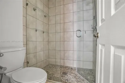 1640 Weeping Willow Way Hollywood FL 33019