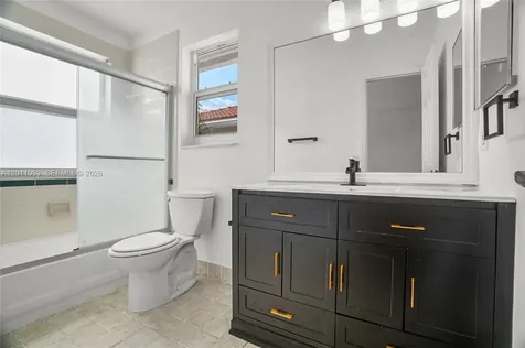 1640 Weeping Willow Way Hollywood FL 33019