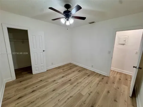 2240 NE 171st Street North Miami Beach FL 33160
