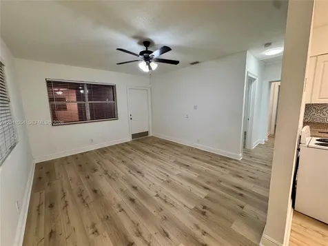 2240 NE 171st Street North Miami Beach FL 33160