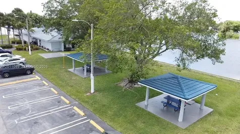 1495 SW 131st Avenue Miami FL 33184