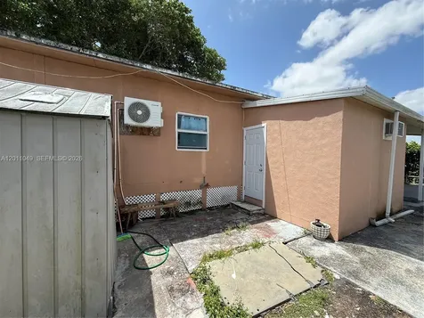 1495 SW 131st Avenue Miami FL 33184