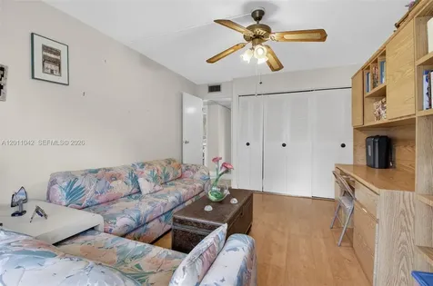 537 Brittany L Delray Beach FL 33446