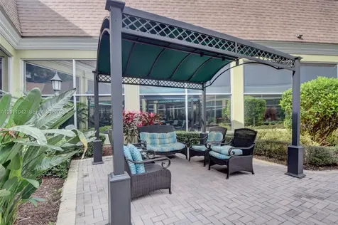 537 Brittany L Delray Beach FL 33446