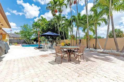 16037 NW 77th Place Miami Lakes FL 33016