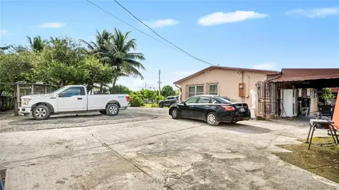 15550 NW 122nd Avenue Hialeah FL 33018