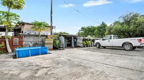 15550 NW 122nd Avenue Hialeah FL 33018