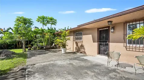 15550 NW 122nd Avenue Hialeah FL 33018