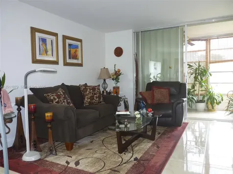 9241 Sunrise Lakes Boulevard Sunrise FL 33322