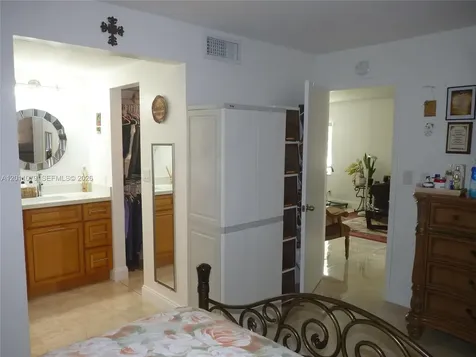 9241 Sunrise Lakes Boulevard Sunrise FL 33322