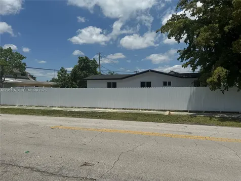 17850 SW 112th Avenue Miami FL 33157