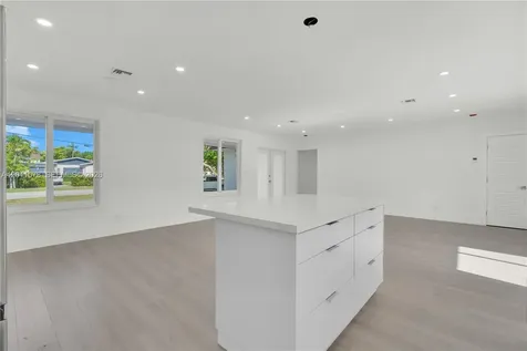 17850 SW 112th Avenue Miami FL 33157