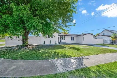 17850 SW 112th Avenue Miami FL 33157