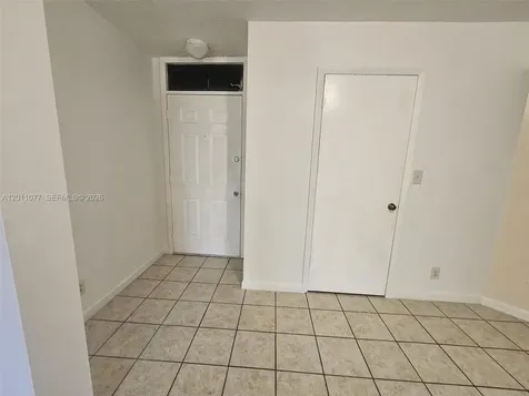 211 Lake Pointe Drive Oakland Park FL 33309