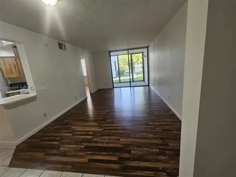 211 Lake Pointe Drive Oakland Park FL 33309