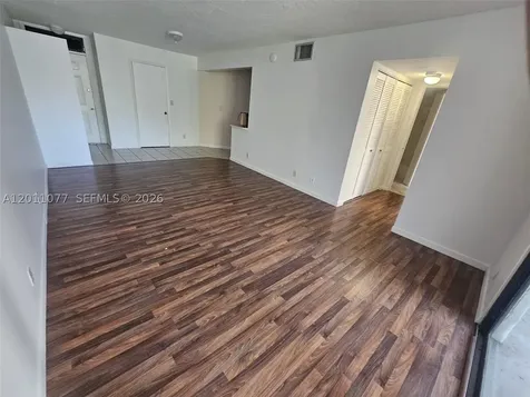 211 Lake Pointe Drive Oakland Park FL 33309