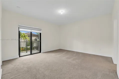4612 NW 83rd Avenue Doral FL 33166