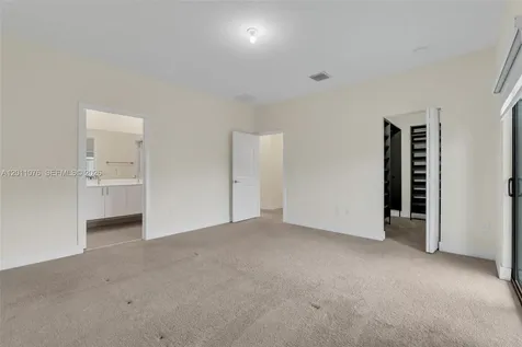 4612 NW 83rd Avenue Doral FL 33166