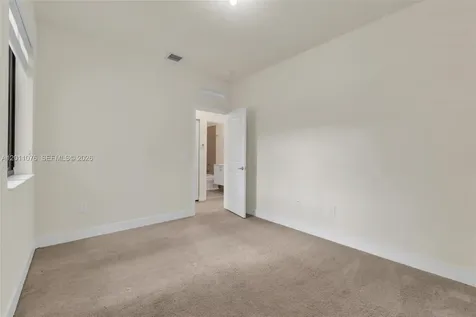 4612 NW 83rd Avenue Doral FL 33166