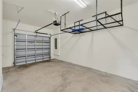4612 NW 83rd Avenue Doral FL 33166