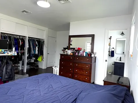 730 N 73rd Avenue Hollywood FL 33024
