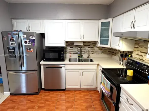 730 N 73rd Avenue Hollywood FL 33024
