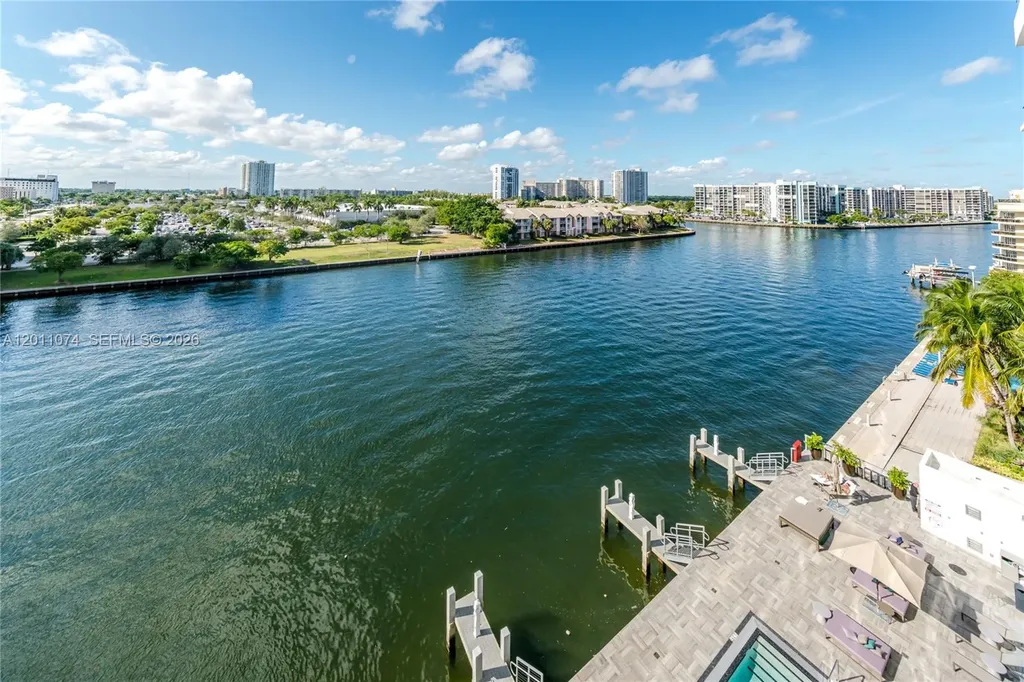 4010 S Ocean Drive Hollywood FL 33019