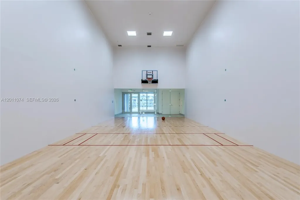 4010 S Ocean Drive Hollywood FL 33019