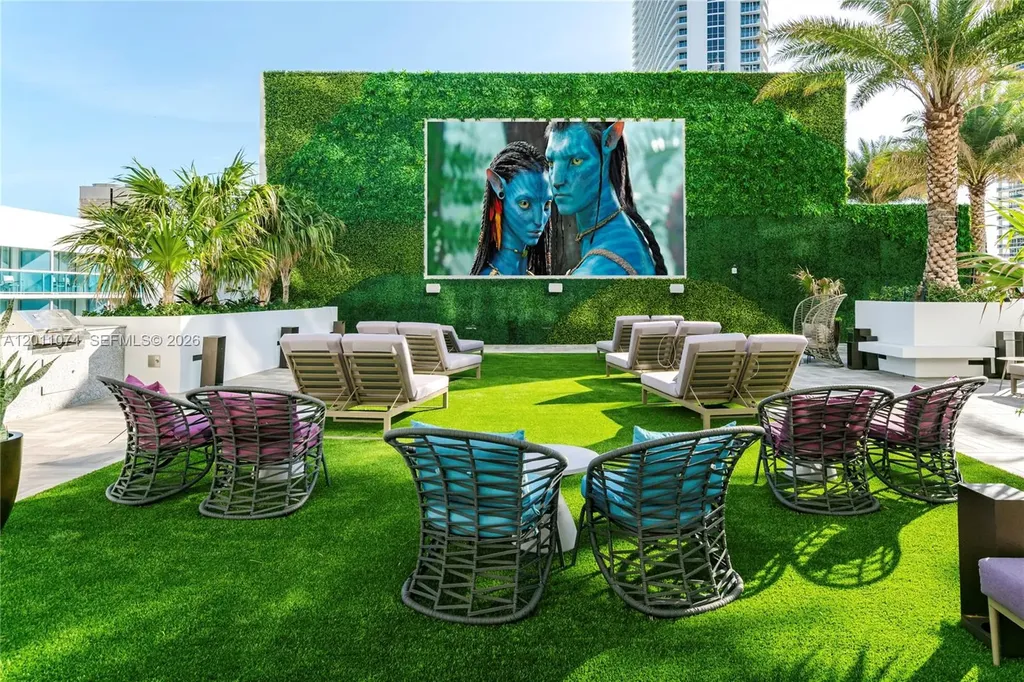 4010 S Ocean Drive Hollywood FL 33019