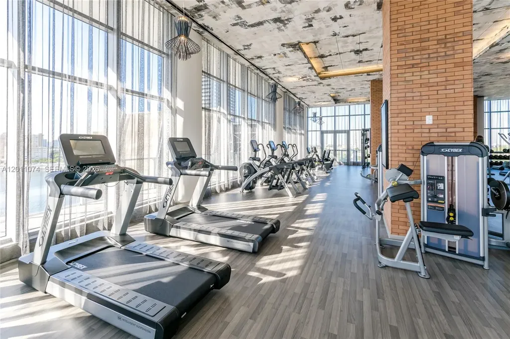 4010 S Ocean Drive Hollywood FL 33019