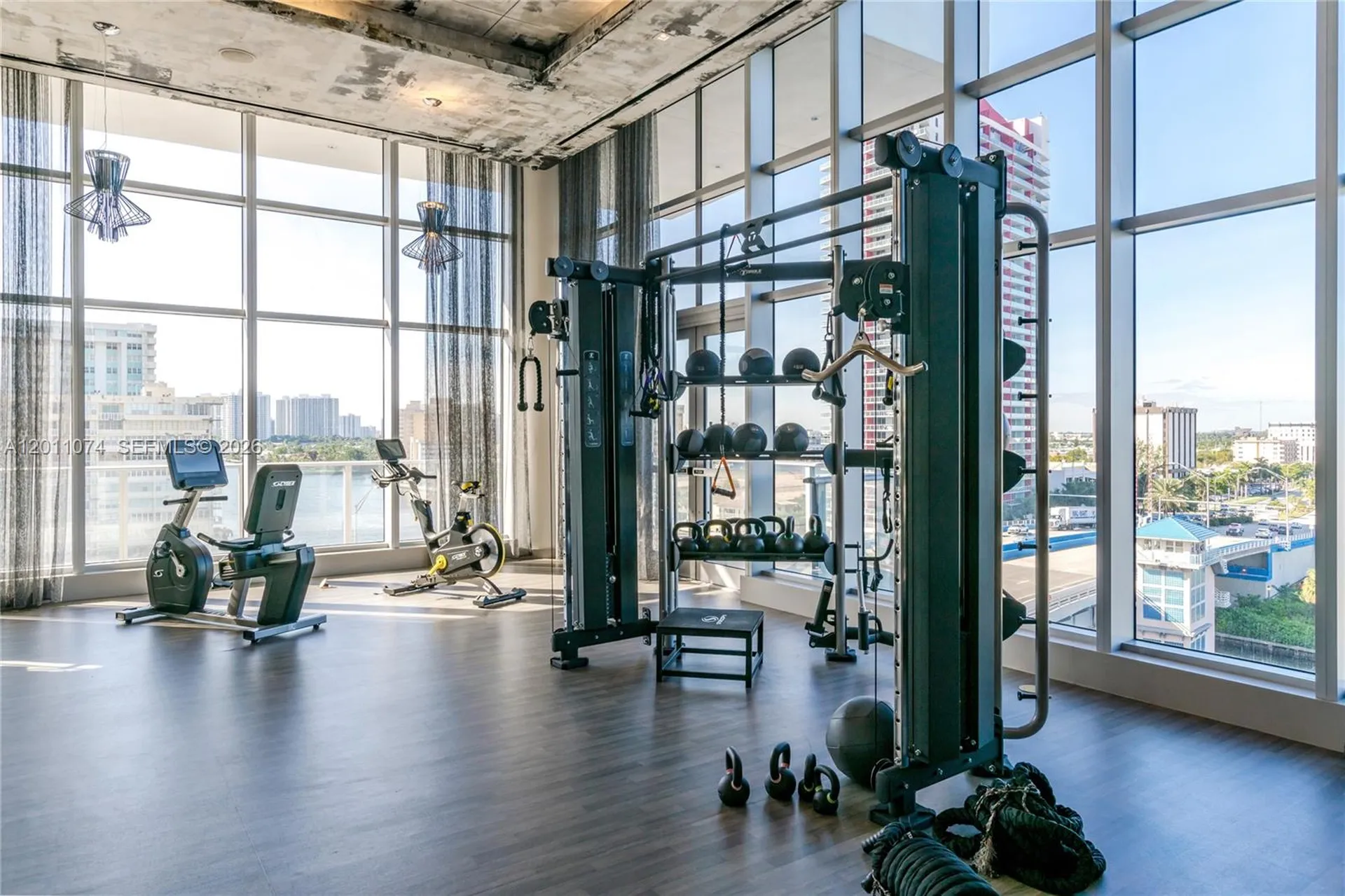 4010 S Ocean Drive Hollywood FL 33019