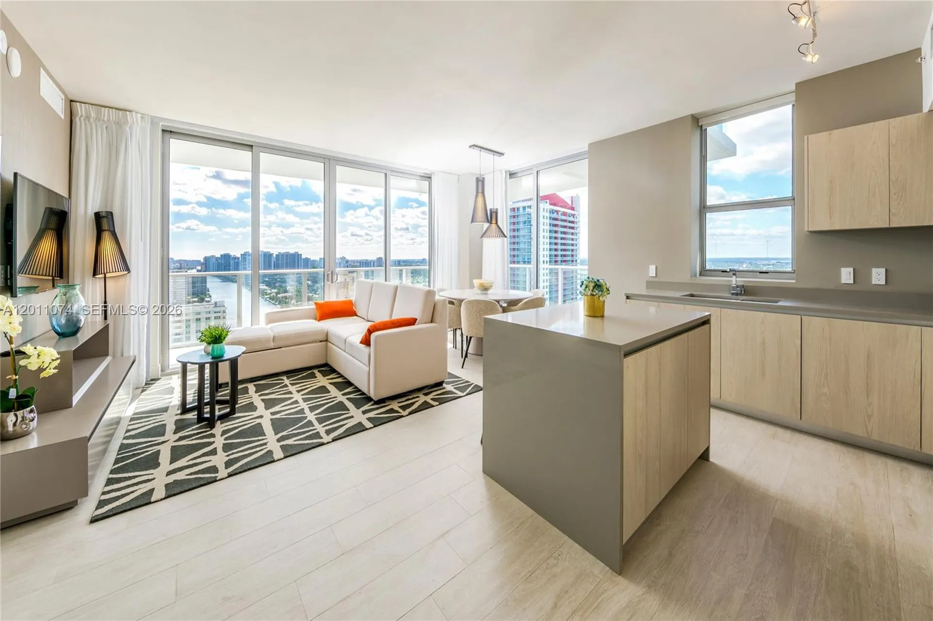 4010 S Ocean Drive Hollywood FL 33019