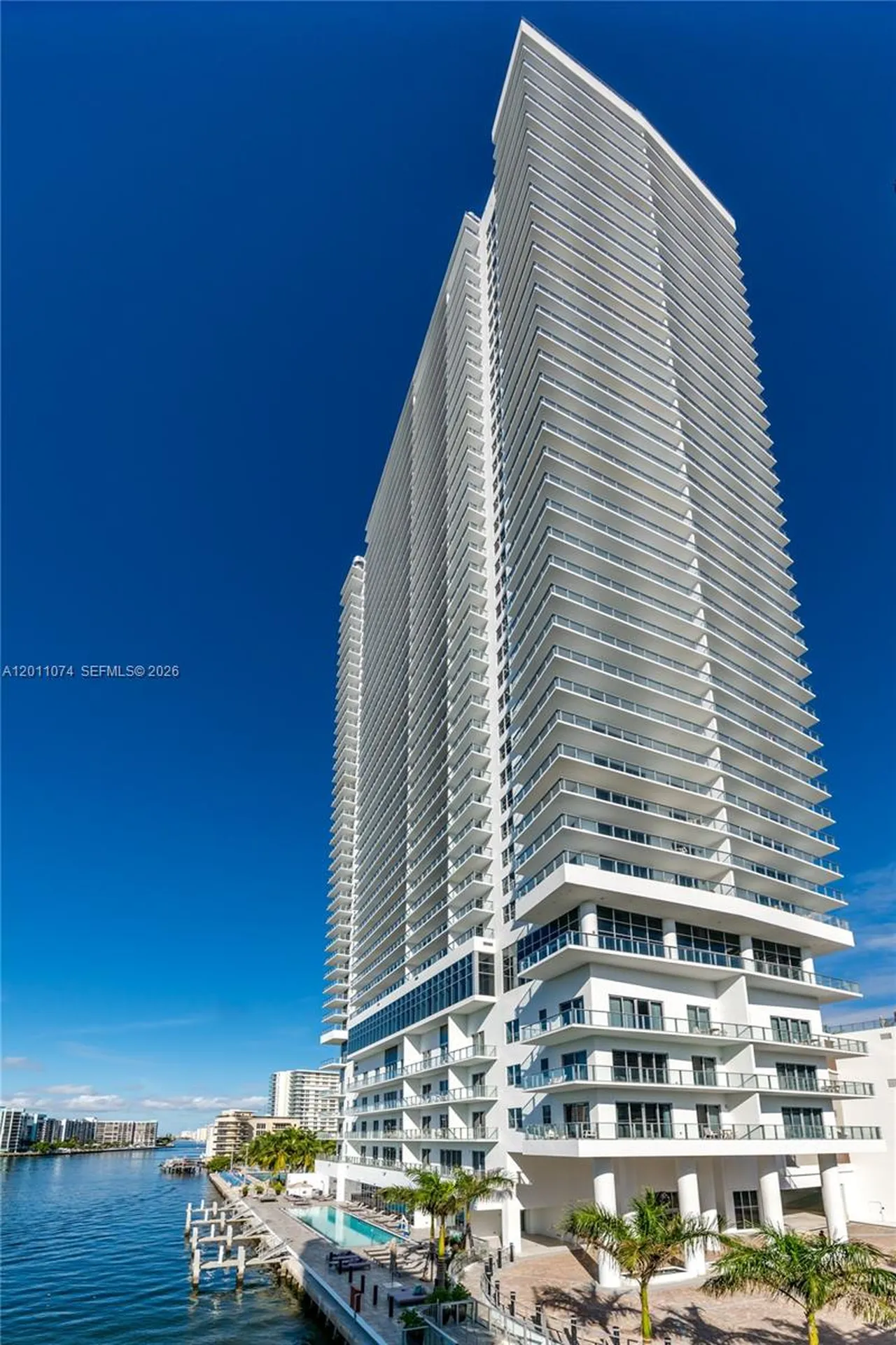 4010 S Ocean Drive Hollywood FL 33019