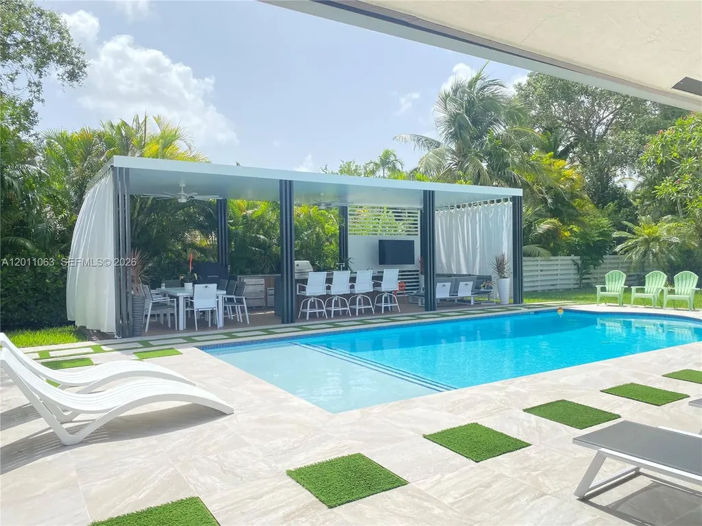 13255 SW 106th Avenue Miami FL 33176