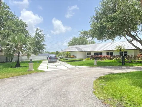 13255 SW 106th Avenue Miami FL 33176