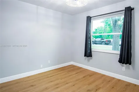5147 Lake Nina Drive Orlando FL 32810