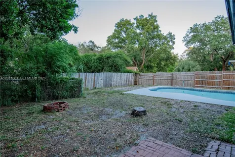 5147 Lake Nina Drive Orlando FL 32810