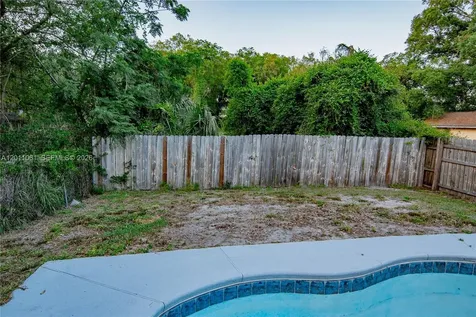 5147 Lake Nina Drive Orlando FL 32810