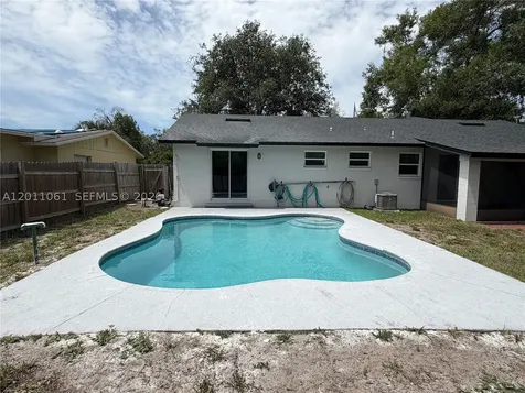 5147 Lake Nina Drive Orlando FL 32810
