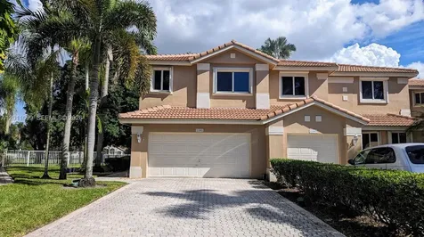 1181 SW 158th Avenue Pembroke Pines FL 33027