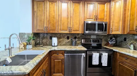 1181 SW 158th Avenue Pembroke Pines FL 33027