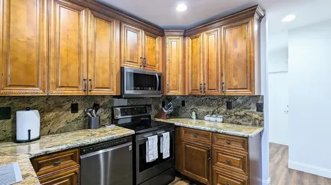 1181 SW 158th Avenue Pembroke Pines FL 33027