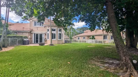 1181 SW 158th Avenue Pembroke Pines FL 33027