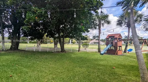 1181 SW 158th Avenue Pembroke Pines FL 33027