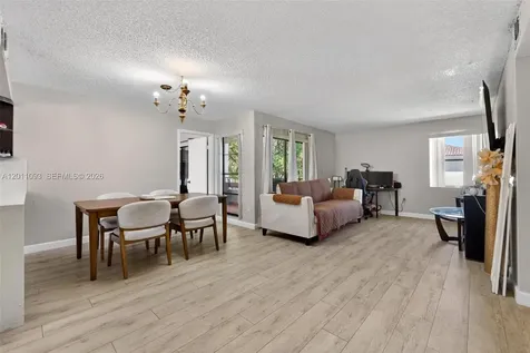 10845 NW 7th Street Miami FL 33172