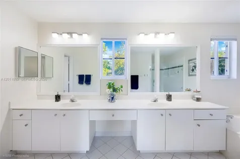 4394 Fox Ridge Drive Weston FL 33331