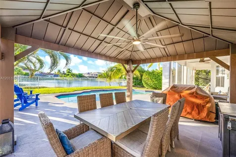 4394 Fox Ridge Drive Weston FL 33331