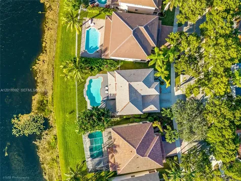 4394 Fox Ridge Drive Weston FL 33331