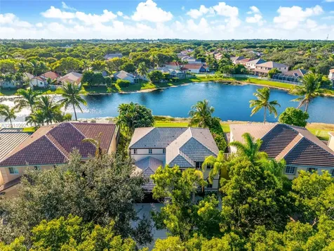 4394 Fox Ridge Drive Weston FL 33331