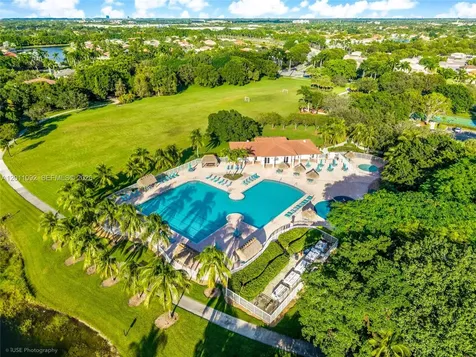 4394 Fox Ridge Drive Weston FL 33331